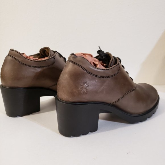 Fly London Shoes Fly London Brown Leather Lace Up Chunky